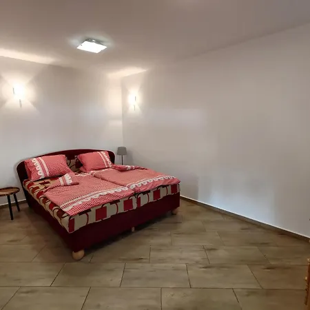 - Zdarsko Tatil Evi Sázava
