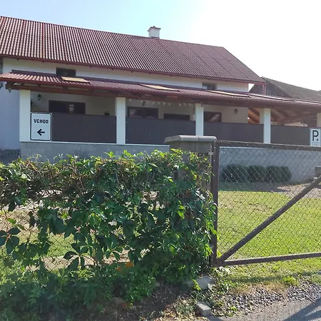 - Zdarsko Tatil Evi *